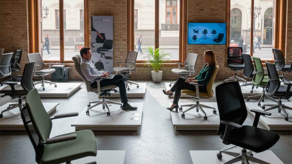 Sillas de oficina cerca de mí: por qué visitar el showroom de Tendenza en el Centro de Lima
