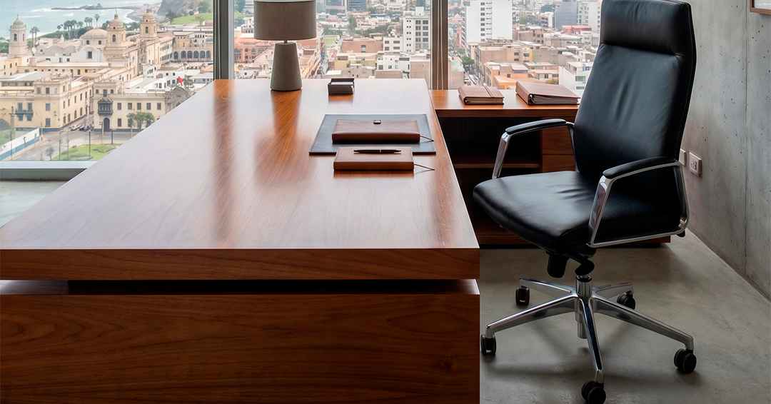 Base de aluminio en sillas de oficina: máxima resistencia para usuarios de más de 120 kg